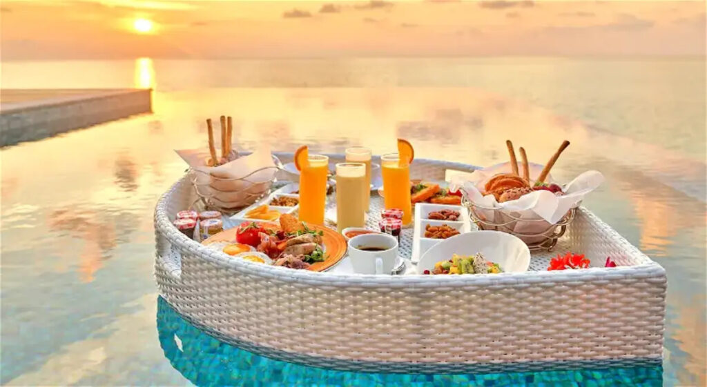 Setting the Scene: Your Sunrise Oasis Floating Breakfast Awaits